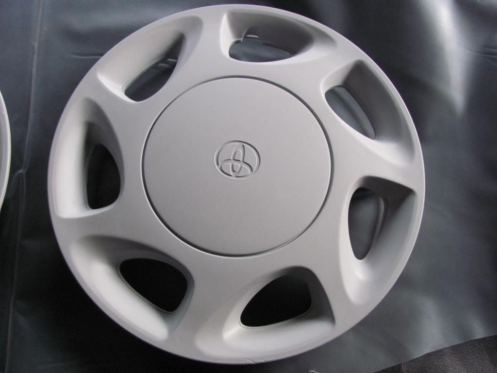 Plastic Hubcap Restore and Paint using Duplicolor • How to Paint Your